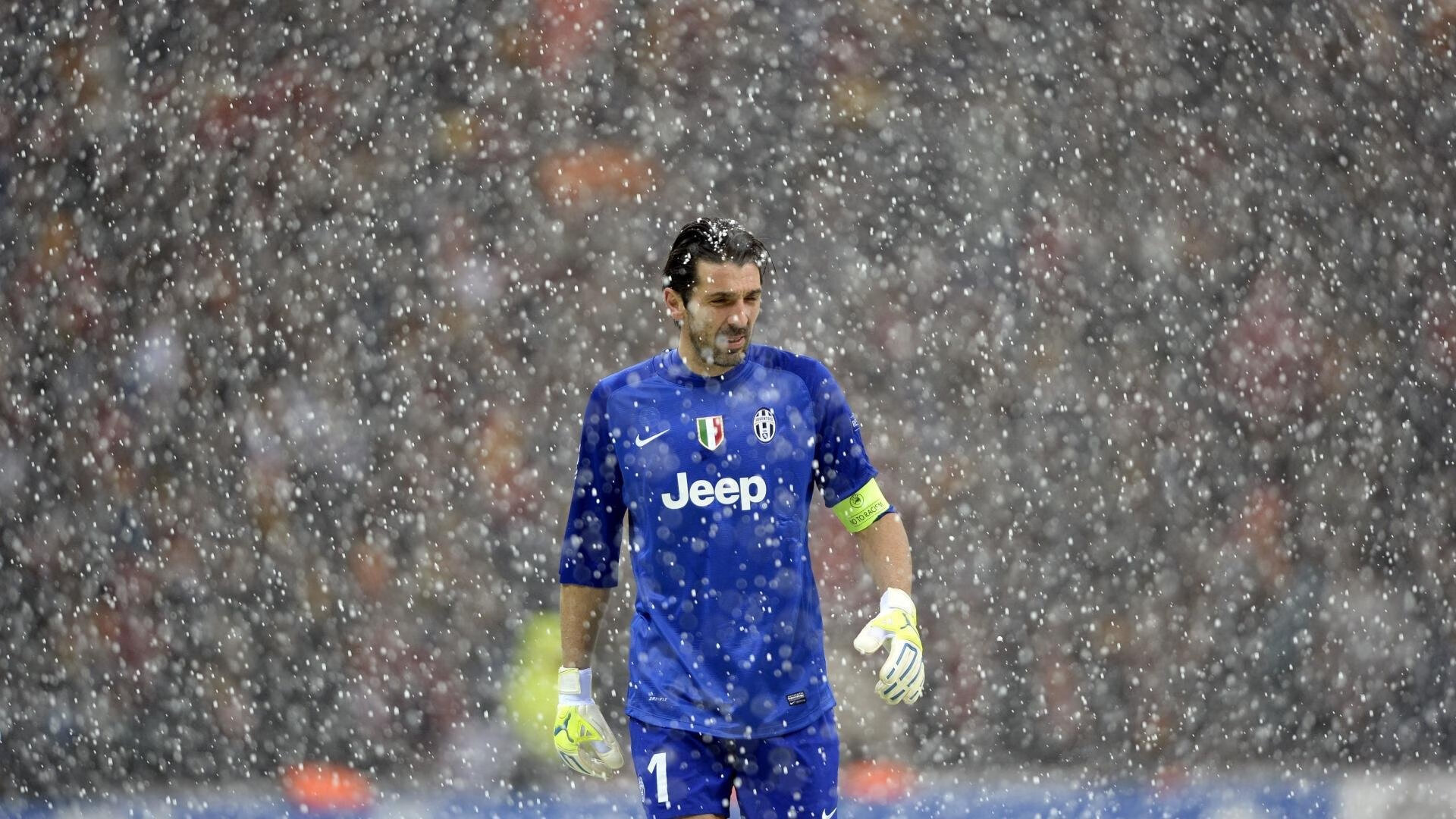 中国足球观众活跃度与主场气氛分析,中国足球观看人数